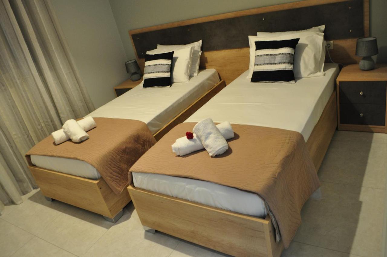 Liri'S Apartments Kalamákion Zewnętrze zdjęcie