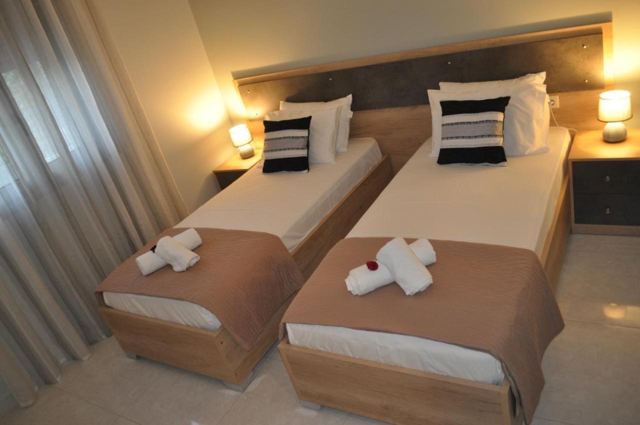 Liri'S Apartments Kalamákion Zewnętrze zdjęcie
