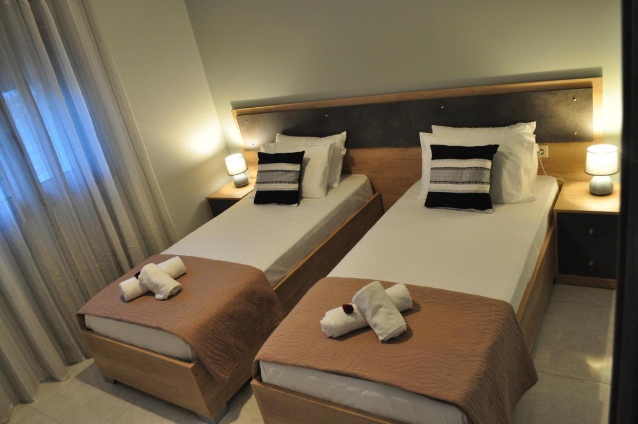 Liri'S Apartments Kalamákion Zewnętrze zdjęcie