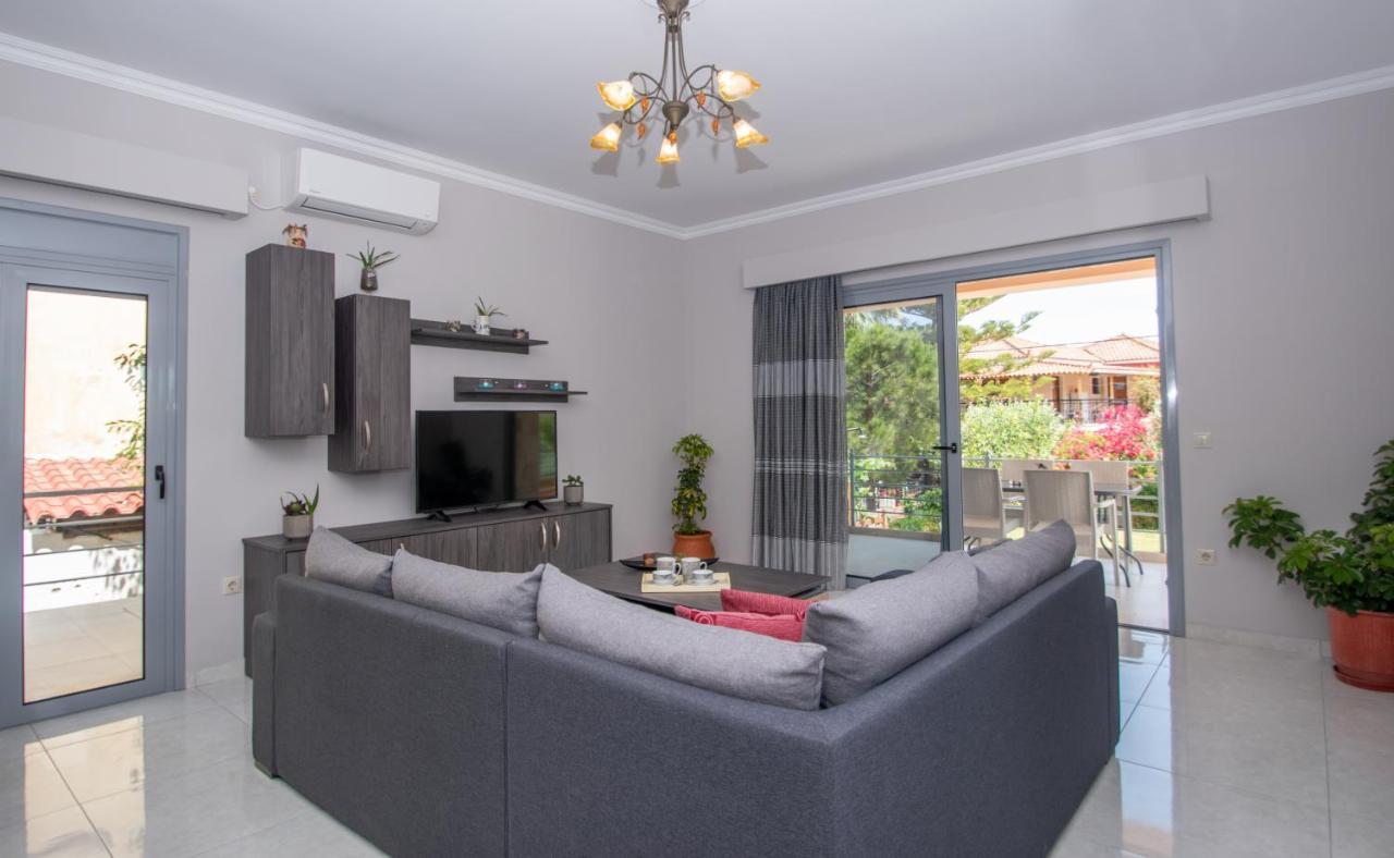Liri'S Apartments Kalamákion Zewnętrze zdjęcie